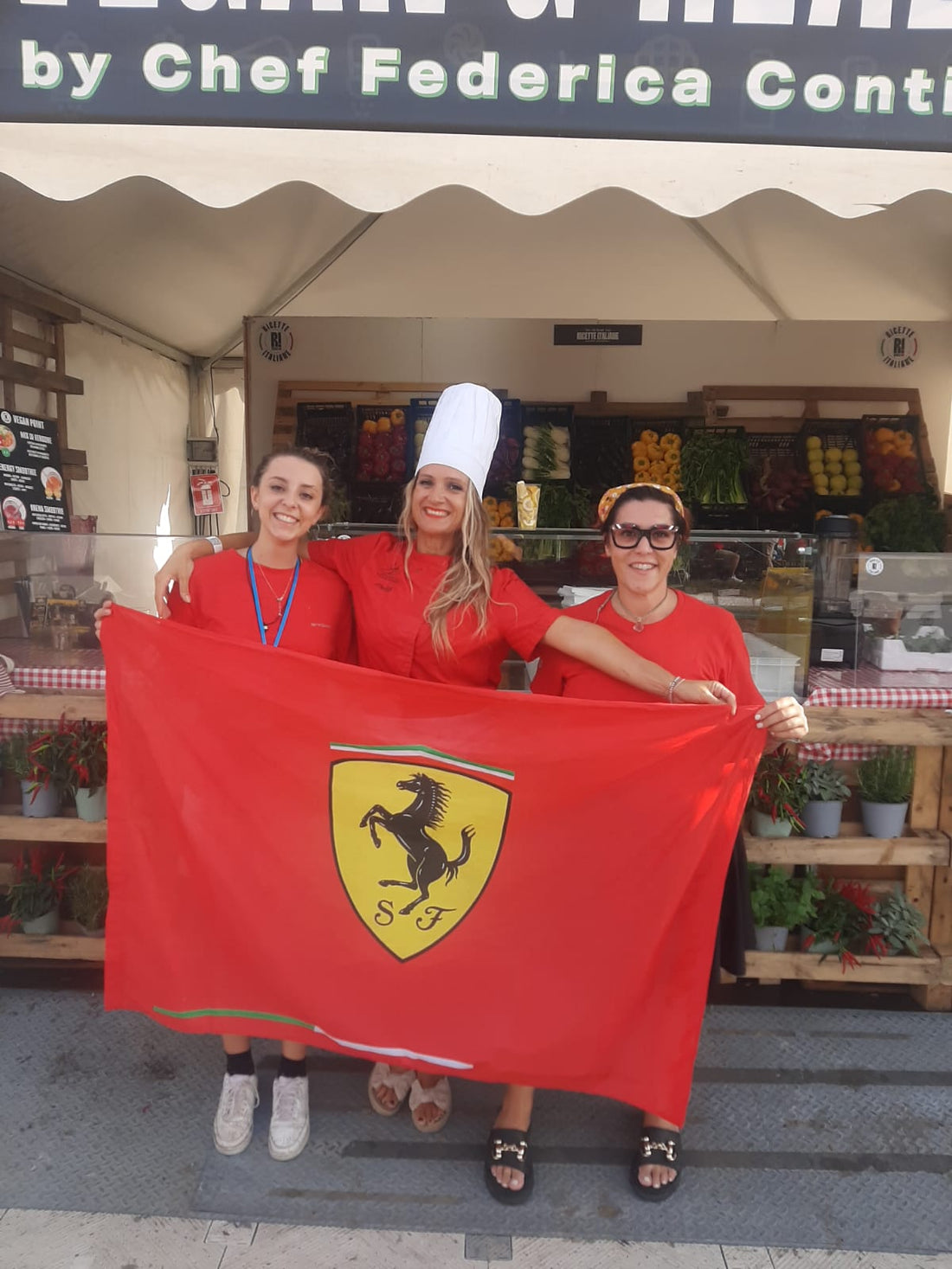 Il successo di Charles Leclerc a Monza. Simani Sartoria al Gran Premio.